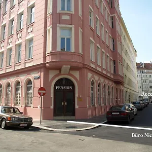 Hotel Liechtenstein Apartments II Apartahotel