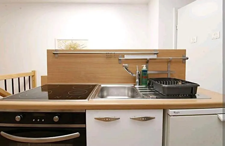 Favoriten-Rooms Wien 0*,