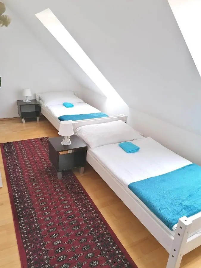 Favoriten-Rooms Wien 0*,  Österreich