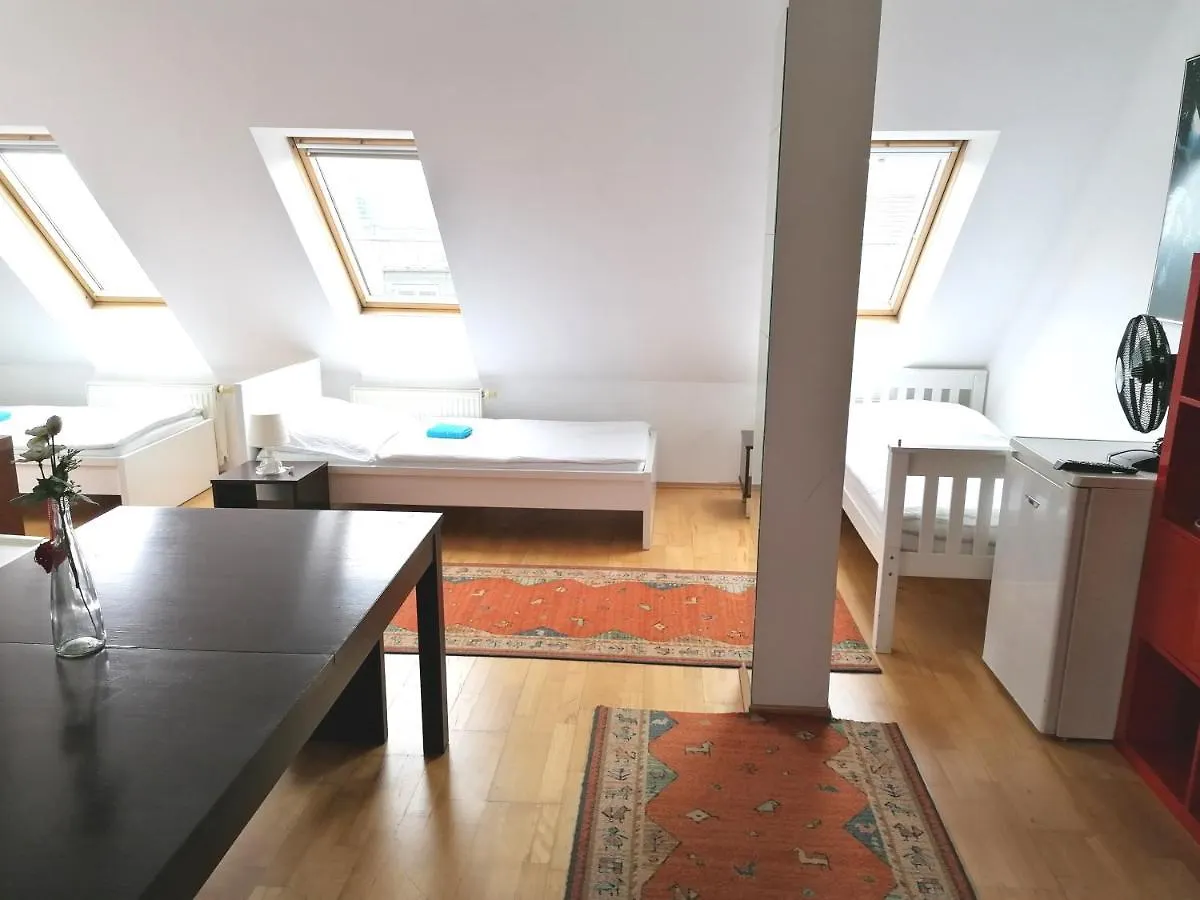 Favoriten-Rooms Vienna Austria