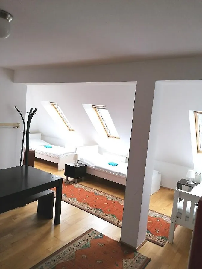 Hostel Favoriten-Rooms Vienna